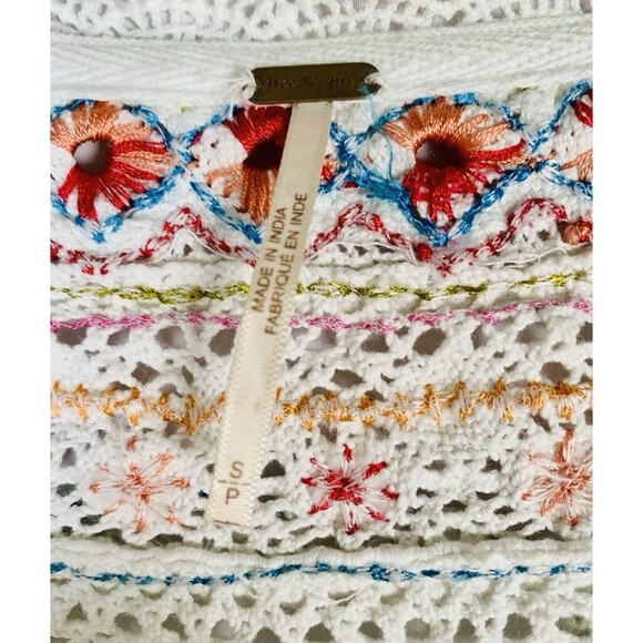 Free People Siesta Fiesta White Embroidered Crochet  Bohemian Blouse Top Small - Picture 6 of 8